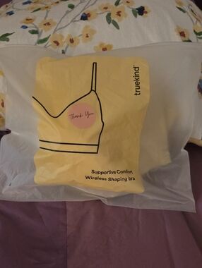 (2) BNWT TrueKind supportive comfort wireless shaping Bra XL
